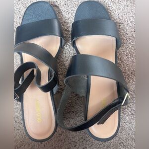 Old navy Black Strappy Sandals